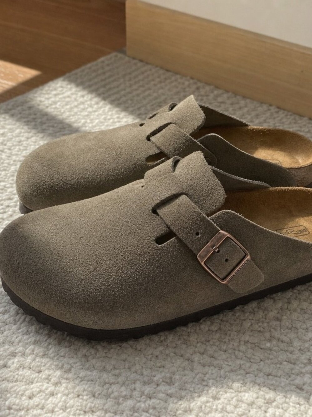 Birkenstock Boston Wome Taupe Suede Leather Soft Footbed New w/box - Picture 3 of 3